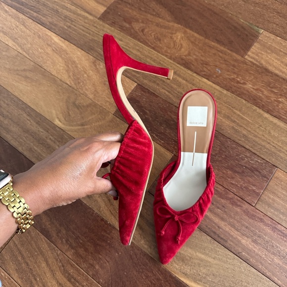 Dolce Vita Red Mules - Picture 2 of 5